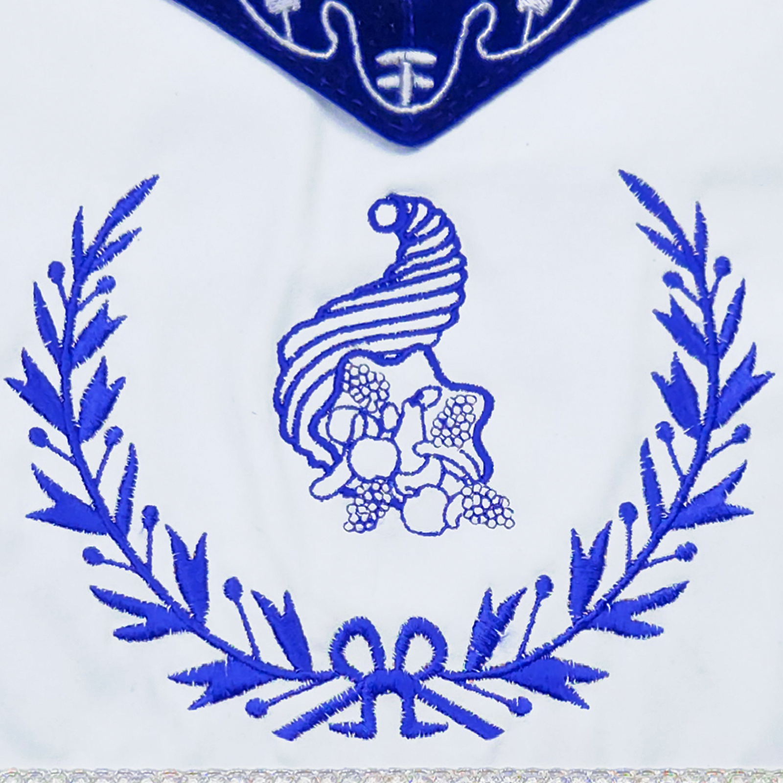 Blue Lodge Junior Steward Apron – Masonic Officer Regalia with Machine Embroidered Wreath & Square – White Embroidered Detailing on Deep Blue Velvet - Image 2